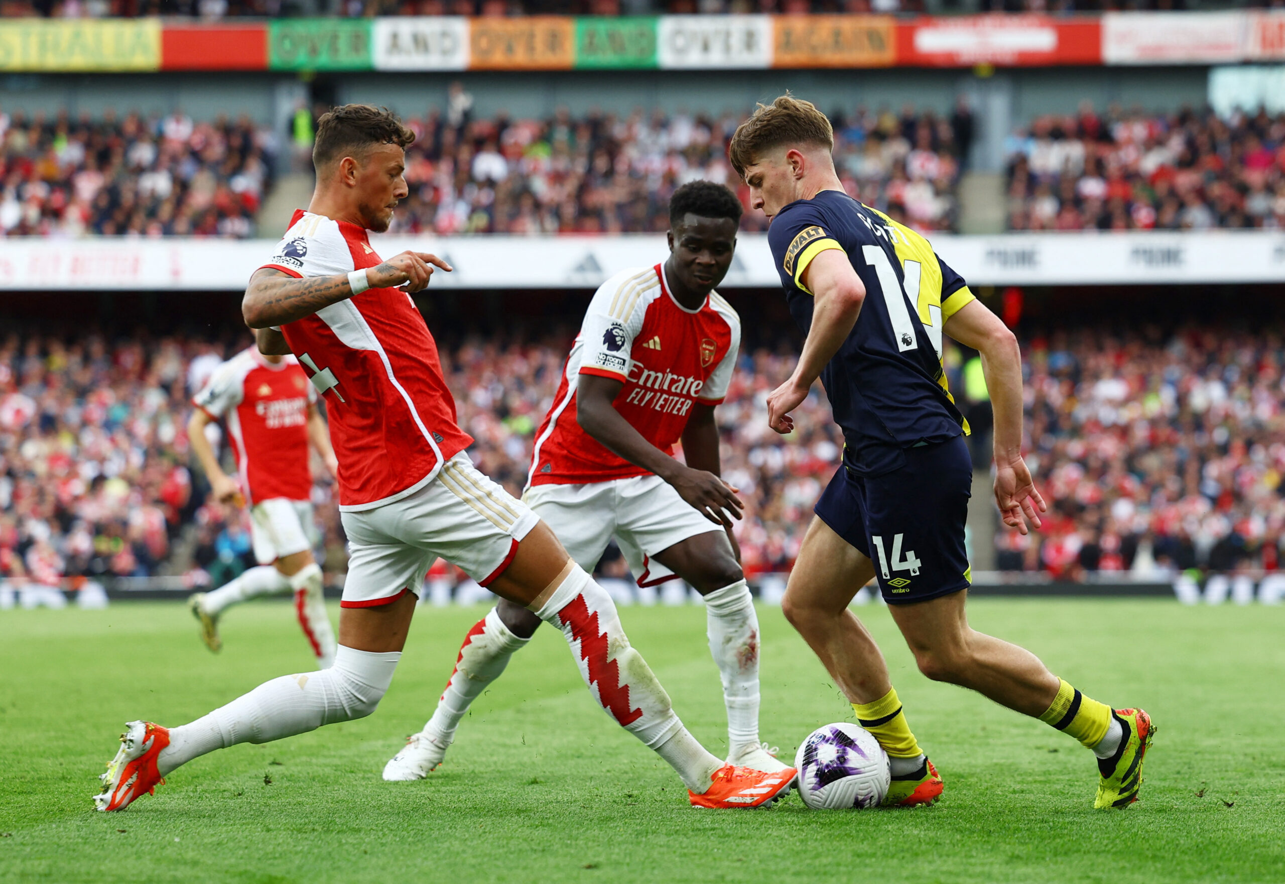 arsenal-vs-afc-bournemouth-0930-25-07-175796.jpg